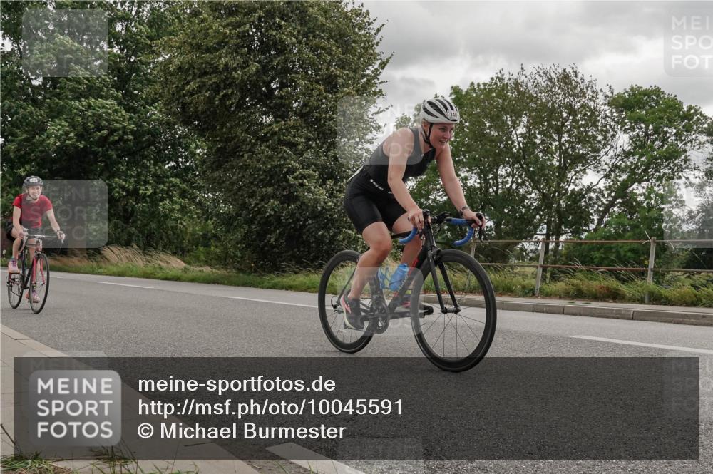 30.08.2026 - Elbe Triathlon Hamburg Michael Burmester http://msf.ph/oto/10045591 30.08.2026 15:27:55 Radfahren  meine-sportfotos.de