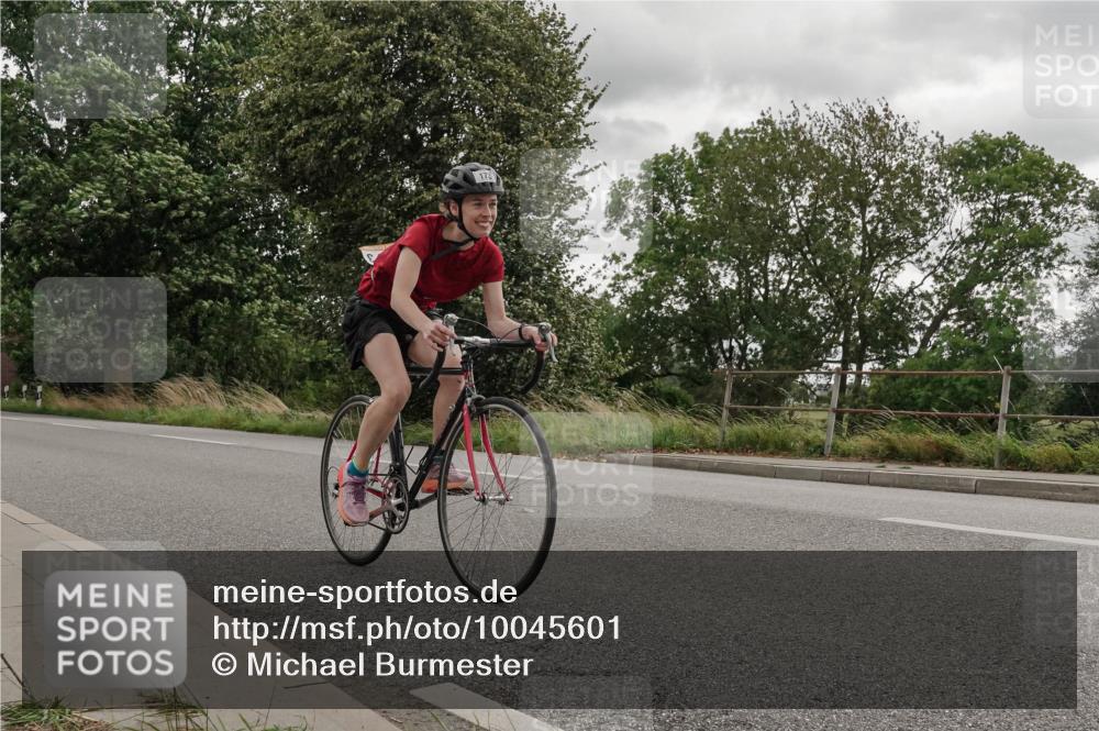 30.08.2026 - Elbe Triathlon Hamburg Michael Burmester http://msf.ph/oto/10045601 30.08.2026 15:27:56 Radfahren  meine-sportfotos.de