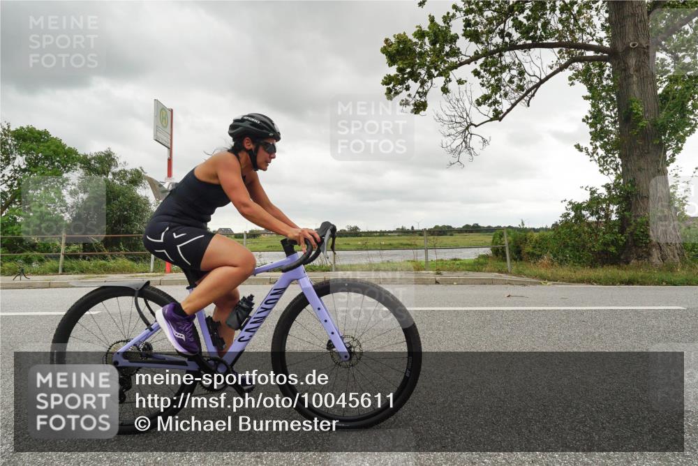 30.08.2026 - Elbe Triathlon Hamburg Michael Burmester http://msf.ph/oto/10045611 30.08.2026 14:25:50 Radfahren 170 meine-sportfotos.de