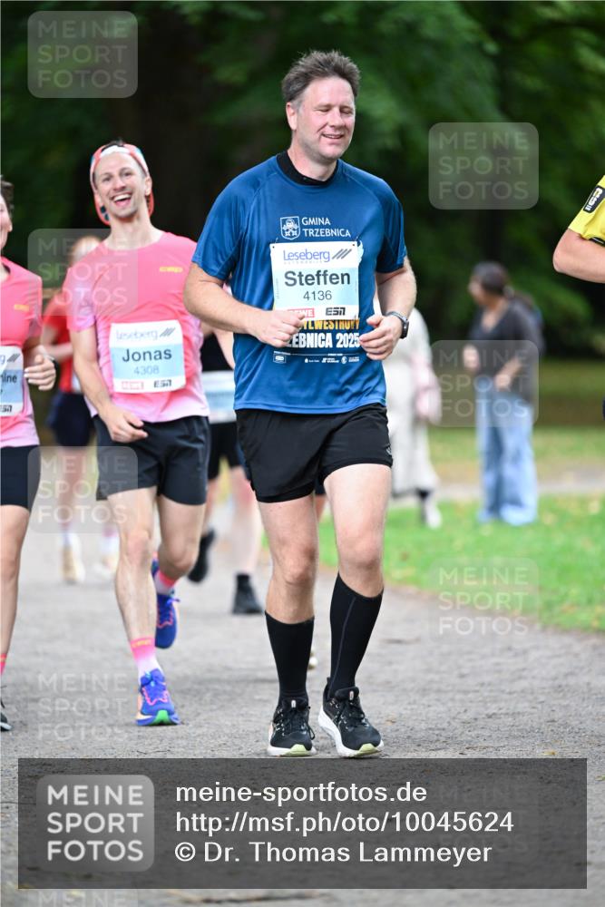 30.08.2026 - Blankeneser Heldenlauf Dr. Thomas Lammeyer http://msf.ph/oto/10045624 30.08.2026 11:22:47 Laufen 4308, 4136, 2025 meine-sportfotos.de