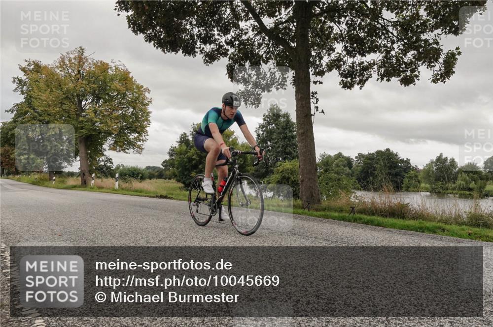 30.08.2026 - Elbe Triathlon Hamburg Michael Burmester http://msf.ph/oto/10045669 30.08.2026 09:28:27 Radfahren 543, 563, 638 meine-sportfotos.de