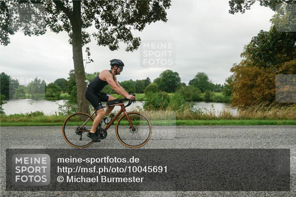 30.08.2026 - Elbe Triathlon Hamburg Michael Burmester http://msf.ph/oto/10045691 30.08.2026 09:18:58 Radfahren 272, 309, 336, 353, 436, 457, 492 meine-sportfotos.de