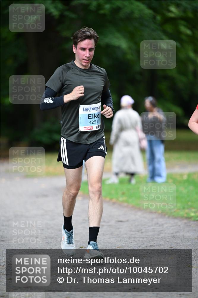 30.08.2026 - Blankeneser Heldenlauf Dr. Thomas Lammeyer http://msf.ph/oto/10045702 30.08.2026 11:22:51 Laufen 4251 meine-sportfotos.de