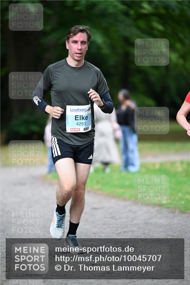 30.08.2026 - Blankeneser Heldenlauf Dr. Thomas Lammeyer http://msf.ph/oto/10045707 30.08.2026 11:22:51 Laufen 4251 meine-sportfotos.de