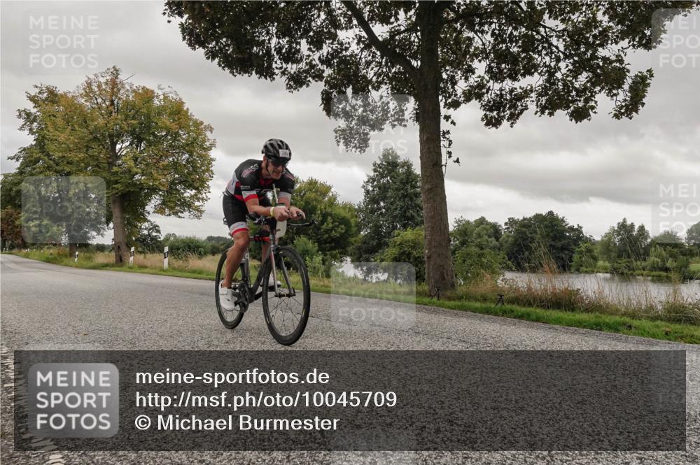 30.08.2026 - Elbe Triathlon Hamburg Michael Burmester http://msf.ph/oto/10045709 30.08.2026 09:28:46 Radfahren 248, 383, 746 meine-sportfotos.de