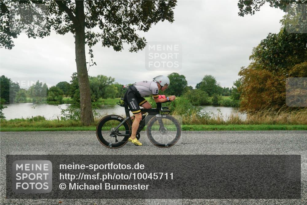 30.08.2026 - Elbe Triathlon Hamburg Michael Burmester http://msf.ph/oto/10045711 30.08.2026 09:19:01 Radfahren 208, 213, 272, 309, 336, 353, 457 meine-sportfotos.de