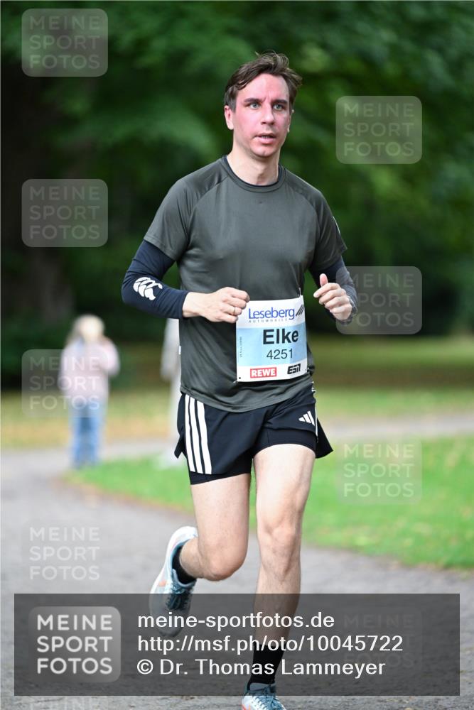 30.08.2026 - Blankeneser Heldenlauf Dr. Thomas Lammeyer http://msf.ph/oto/10045722 30.08.2026 11:22:52 Laufen 4251 meine-sportfotos.de