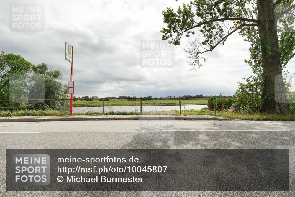 30.08.2026 - Elbe Triathlon Hamburg Michael Burmester http://msf.ph/oto/10045807 30.08.2026 14:31:45 Radfahren  meine-sportfotos.de