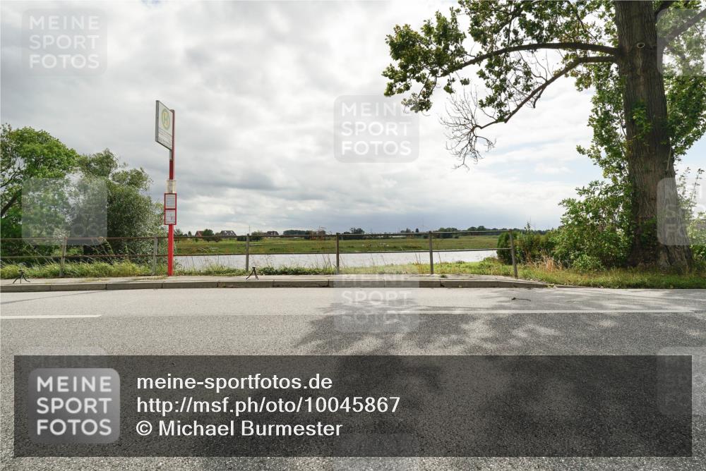 30.08.2026 - Elbe Triathlon Hamburg Michael Burmester http://msf.ph/oto/10045867 30.08.2026 14:33:04 Radfahren  meine-sportfotos.de