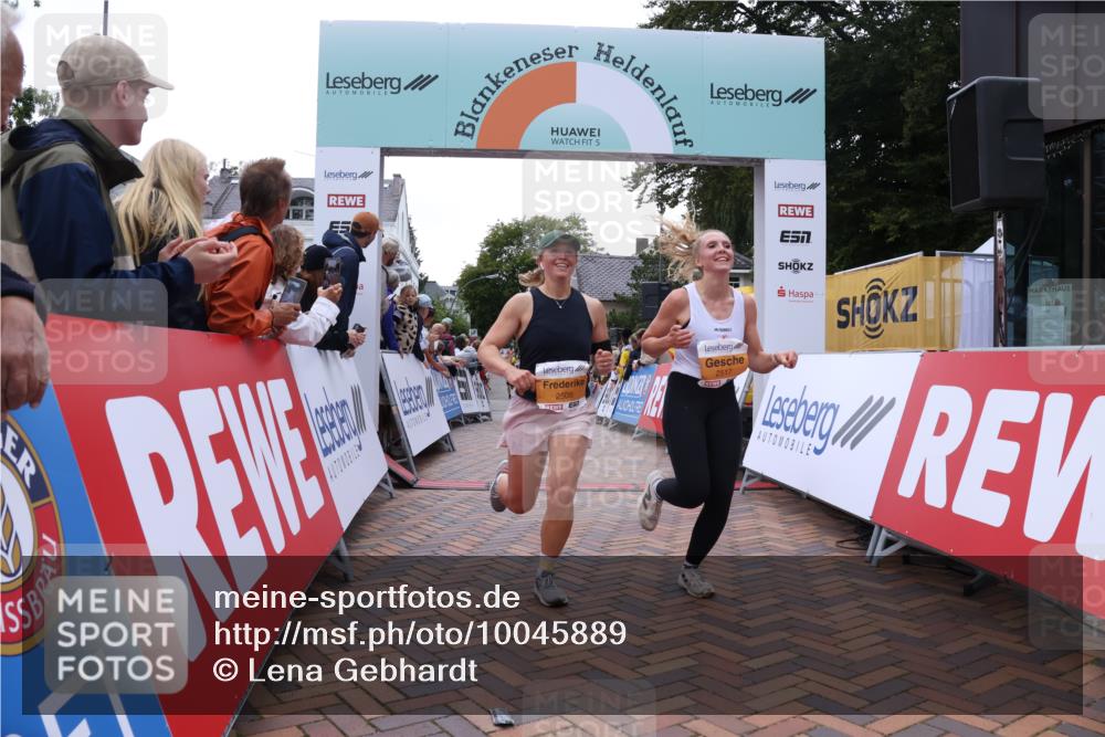 30.08.2026 - Blankeneser Heldenlauf Lena Gebhardt http://msf.ph/oto/10045889 30.08.2026 11:51:38 Ziel 2222, 2508, 2517, 2554, 2835 meine-sportfotos.de