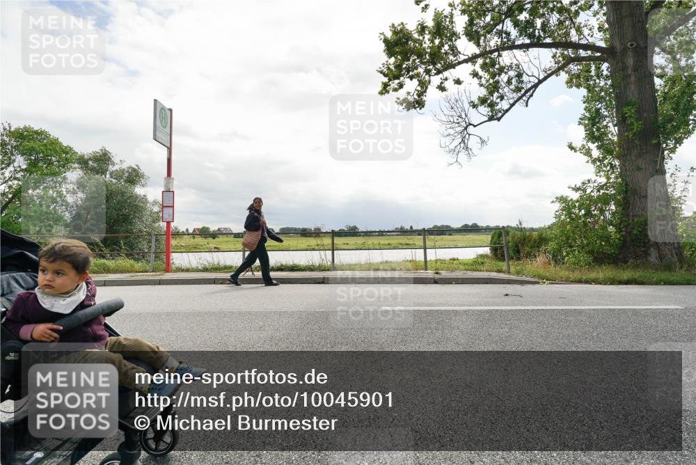 30.08.2026 - Elbe Triathlon Hamburg Michael Burmester http://msf.ph/oto/10045901 30.08.2026 14:36:34 Radfahren  meine-sportfotos.de
