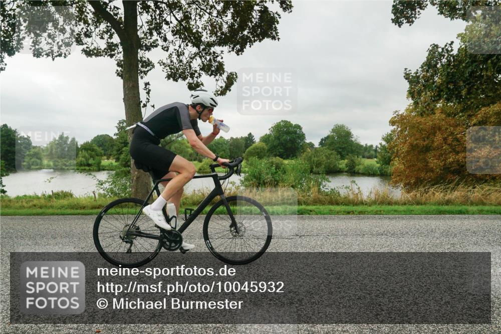 30.08.2026 - Elbe Triathlon Hamburg Michael Burmester http://msf.ph/oto/10045932 30.08.2026 09:20:09 Radfahren 185, 330, 588 meine-sportfotos.de