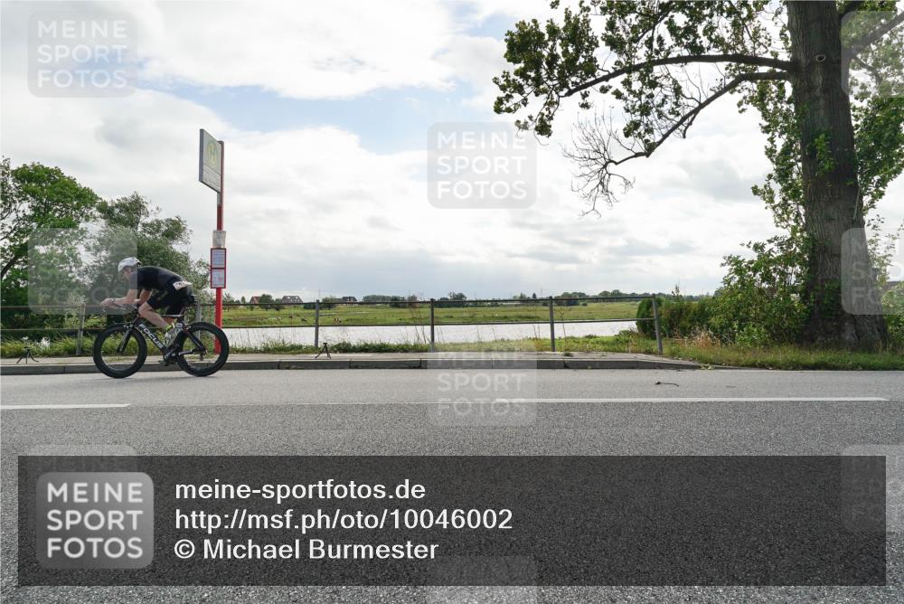 30.08.2026 - Elbe Triathlon Hamburg Michael Burmester http://msf.ph/oto/10046002 30.08.2026 14:39:05 Radfahren  meine-sportfotos.de