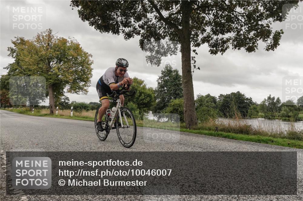 30.08.2026 - Elbe Triathlon Hamburg Michael Burmester http://msf.ph/oto/10046007 30.08.2026 09:29:57 Radfahren 273, 292, 317, 561, 674 meine-sportfotos.de