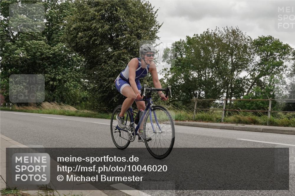 30.08.2026 - Elbe Triathlon Hamburg Michael Burmester http://msf.ph/oto/10046020 30.08.2026 15:32:00 Radfahren  meine-sportfotos.de