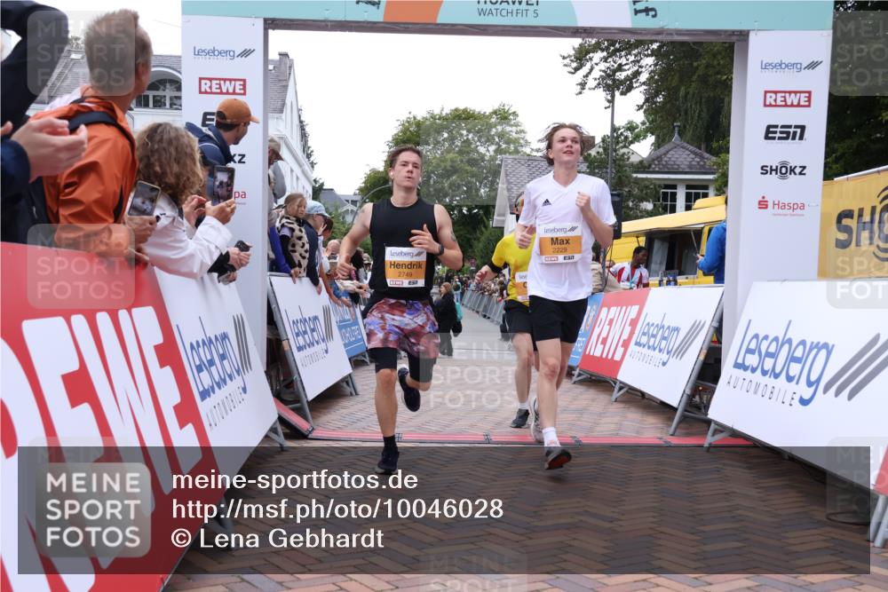 30.08.2026 - Blankeneser Heldenlauf Lena Gebhardt http://msf.ph/oto/10046028 30.08.2026 11:51:45 Ziel 2222, 2229, 2369, 2508, 2517, 2554, 2749 meine-sportfotos.de