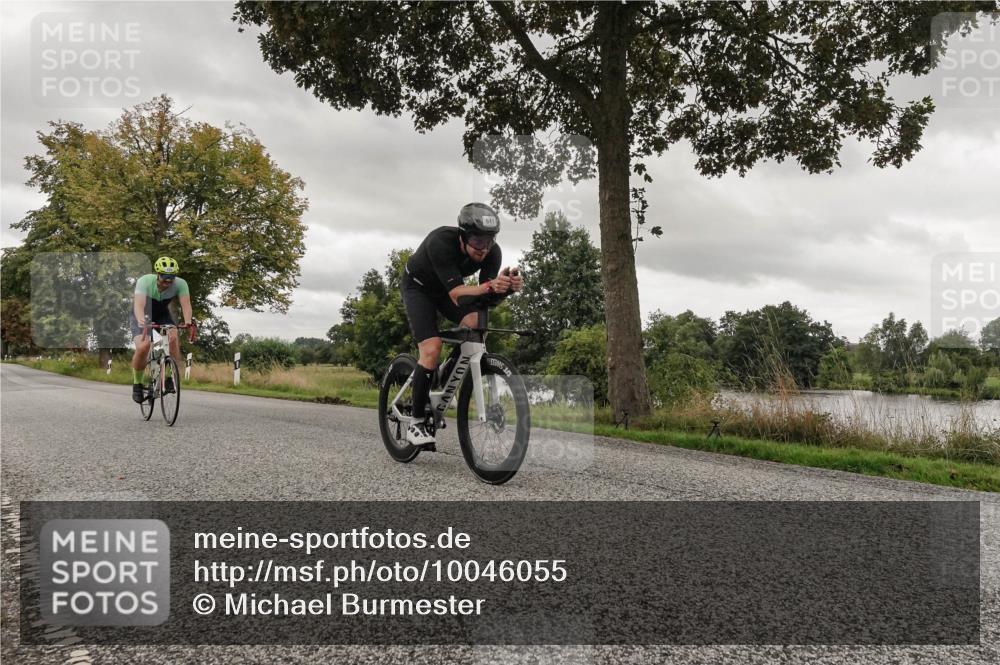 30.08.2026 - Elbe Triathlon Hamburg Michael Burmester http://msf.ph/oto/10046055 30.08.2026 09:30:08 Radfahren 426, 620, 641, 752 meine-sportfotos.de