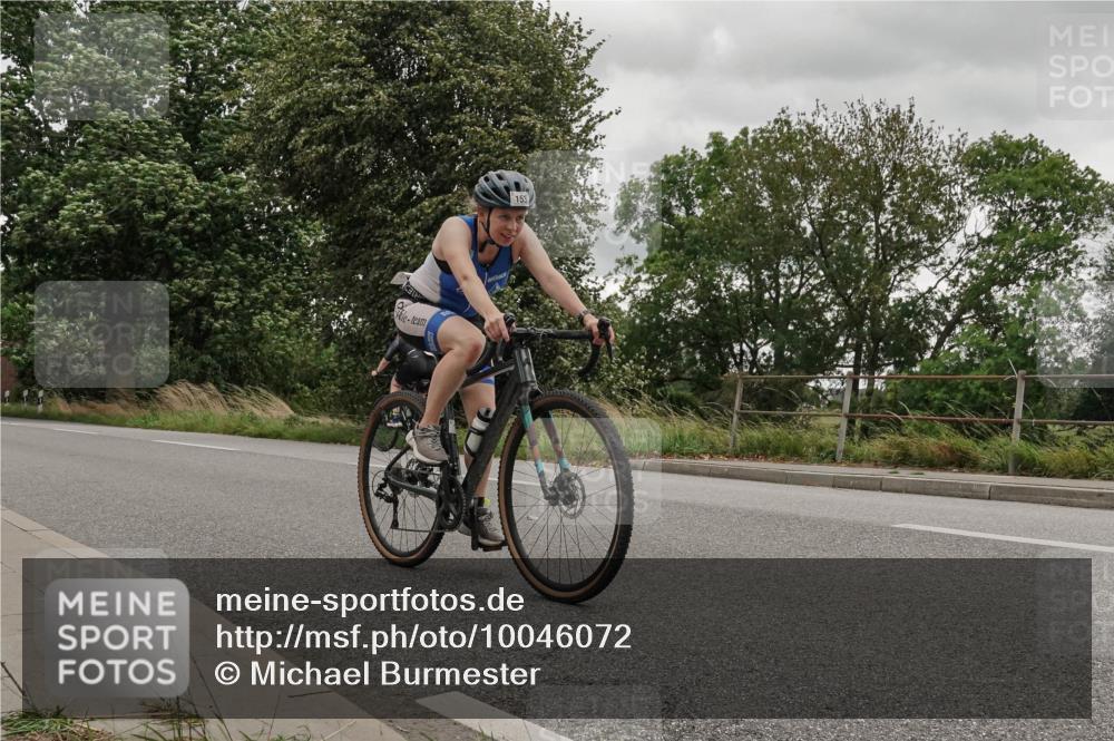 30.08.2026 - Elbe Triathlon Hamburg Michael Burmester http://msf.ph/oto/10046072 30.08.2026 15:32:28 Radfahren  meine-sportfotos.de