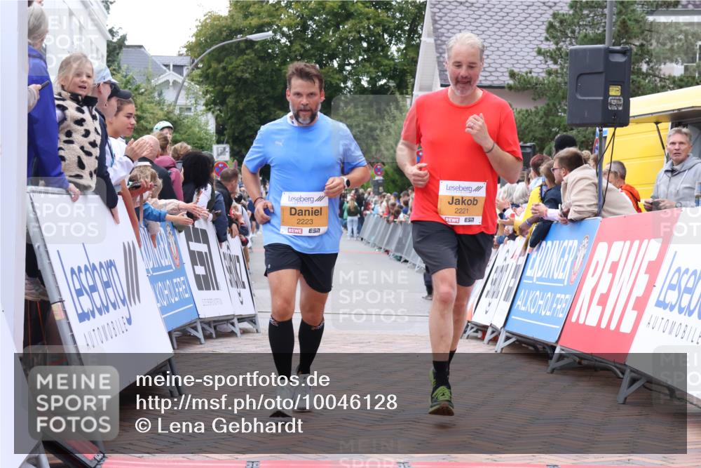30.08.2026 - Blankeneser Heldenlauf Lena Gebhardt http://msf.ph/oto/10046128 30.08.2026 11:52:15 Ziel 2221, 2223 meine-sportfotos.de