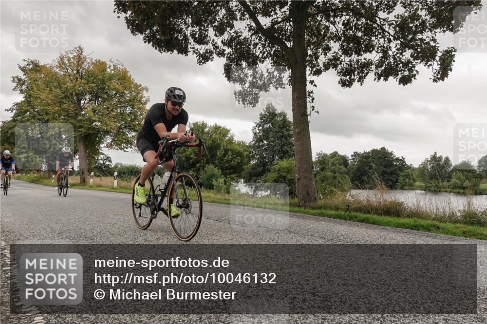 30.08.2026 - Elbe Triathlon Hamburg Michael Burmester http://msf.ph/oto/10046132 30.08.2026 09:30:28 Radfahren 321, 438, 452, 489, 527, 769, 869 meine-sportfotos.de