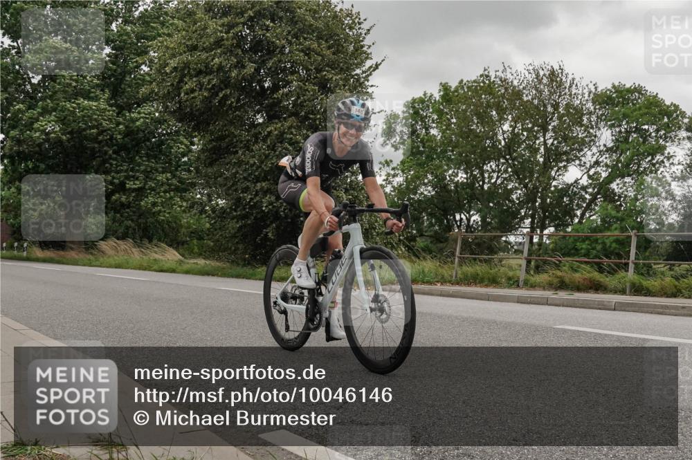 30.08.2026 - Elbe Triathlon Hamburg Michael Burmester http://msf.ph/oto/10046146 30.08.2026 15:33:22 Radfahren  meine-sportfotos.de