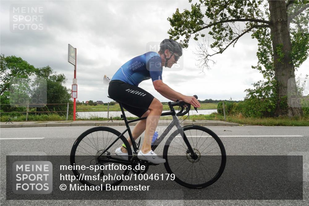 30.08.2026 - Elbe Triathlon Hamburg Michael Burmester http://msf.ph/oto/10046179 30.08.2026 14:44:29 Radfahren  meine-sportfotos.de