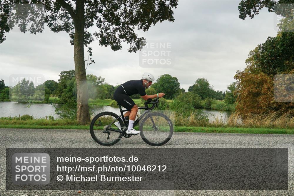 30.08.2026 - Elbe Triathlon Hamburg Michael Burmester http://msf.ph/oto/10046212 30.08.2026 09:23:04 Radfahren 182, 404, 413, 439, 705, 1895 meine-sportfotos.de
