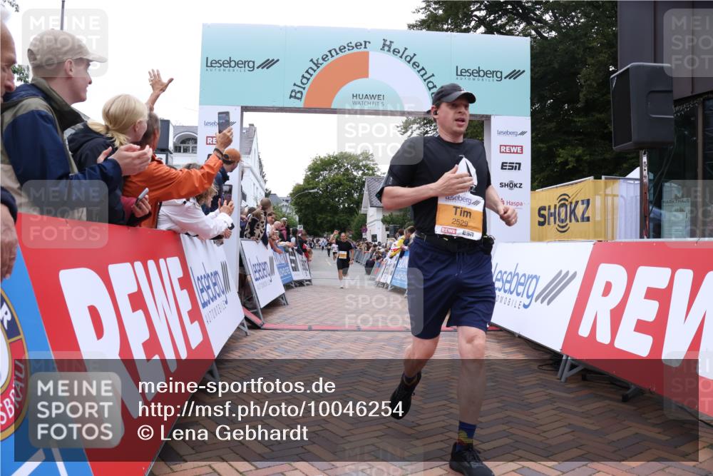30.08.2026 - Blankeneser Heldenlauf Lena Gebhardt http://msf.ph/oto/10046254 30.08.2026 11:52:33 Ziel 2529, 2709 meine-sportfotos.de
