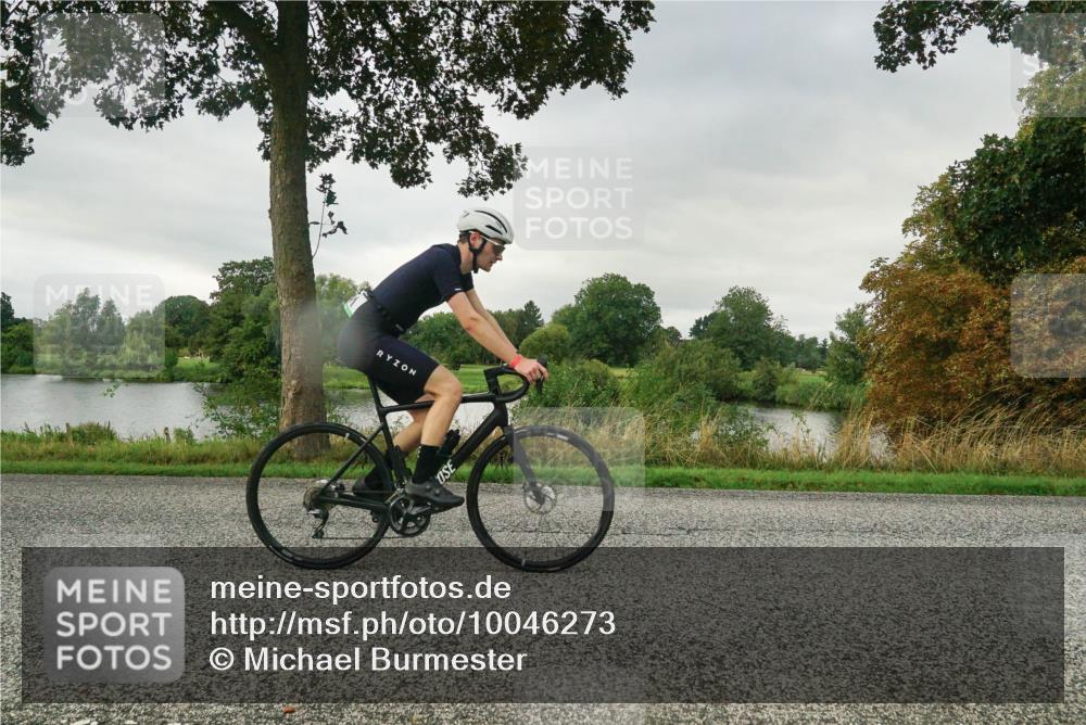 30.08.2026 - Elbe Triathlon Hamburg Michael Burmester http://msf.ph/oto/10046273 30.08.2026 09:23:19 Radfahren 541, 555, 660, 670, 739 meine-sportfotos.de