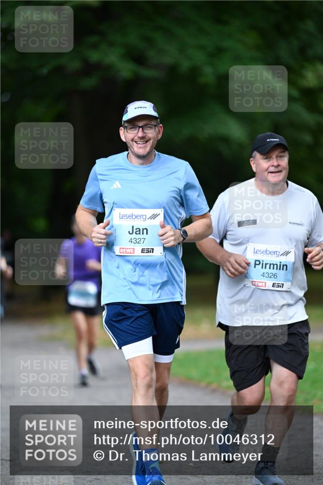 30.08.2026 - Blankeneser Heldenlauf Dr. Thomas Lammeyer http://msf.ph/oto/10046312 30.08.2026 11:24:14 Laufen 4327, 4326 meine-sportfotos.de