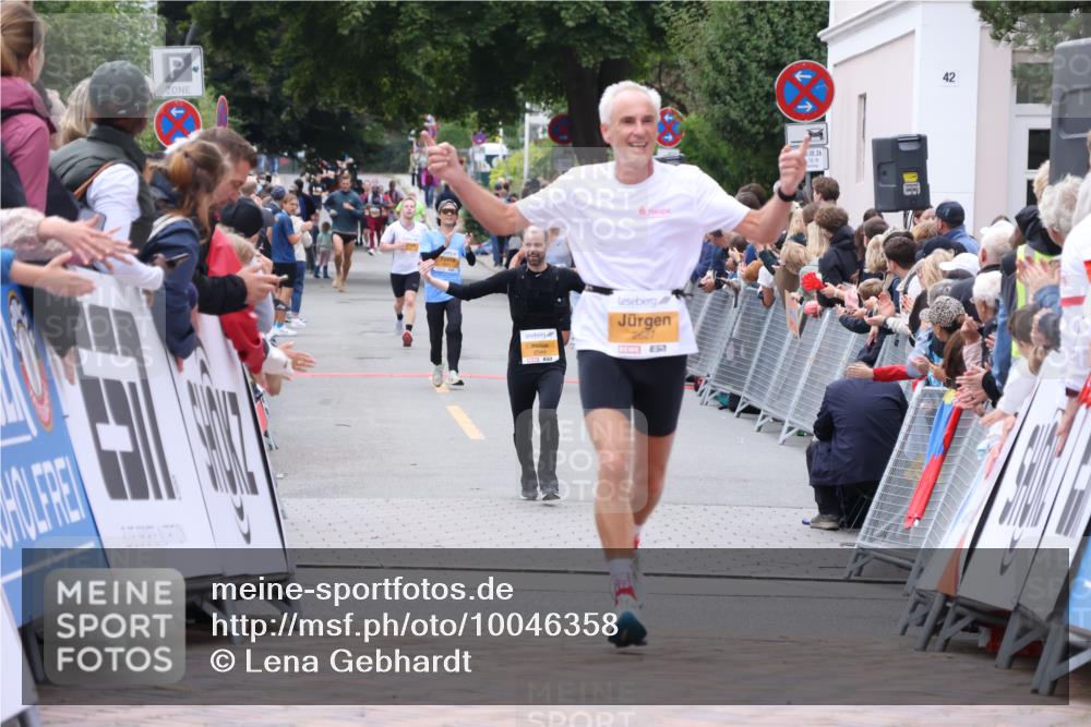 30.08.2026 - Blankeneser Heldenlauf Lena Gebhardt http://msf.ph/oto/10046358 30.08.2026 11:52:40 Ziel 2627, 2709 meine-sportfotos.de