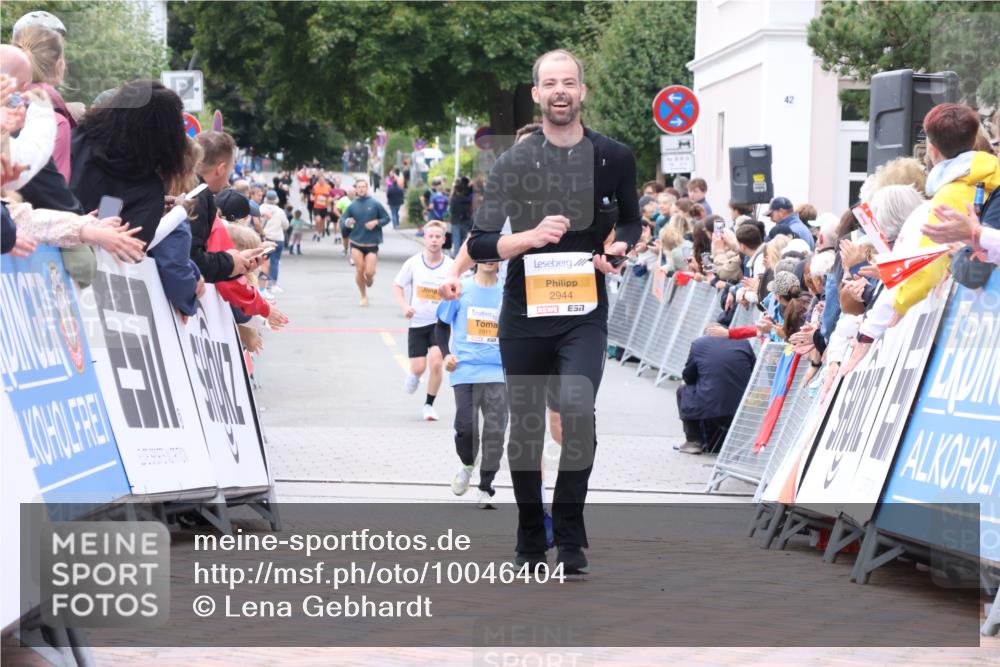 30.08.2026 - Blankeneser Heldenlauf Lena Gebhardt http://msf.ph/oto/10046404 30.08.2026 11:52:46 Ziel 2627, 2944, 4456 meine-sportfotos.de