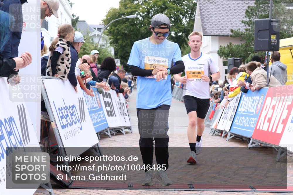 30.08.2026 - Blankeneser Heldenlauf Lena Gebhardt http://msf.ph/oto/10046485 30.08.2026 11:52:52 Ziel 2016, 2911, 2944, 4456 meine-sportfotos.de