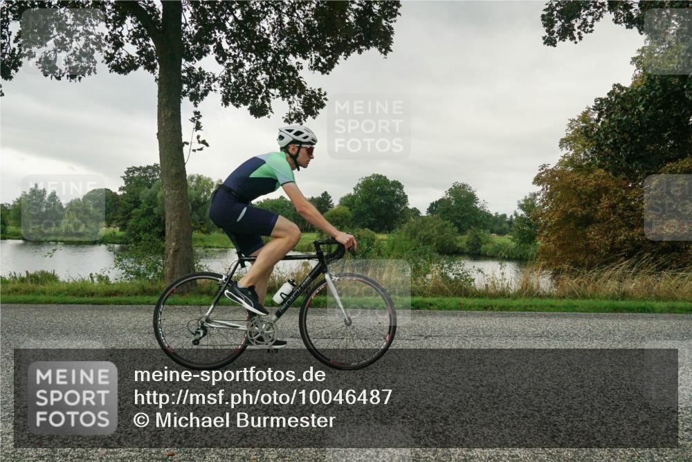 30.08.2026 - Elbe Triathlon Hamburg Michael Burmester http://msf.ph/oto/10046487 30.08.2026 09:24:56 Radfahren 242, 491, 513, 540, 571, 663, 668, 683 meine-sportfotos.de