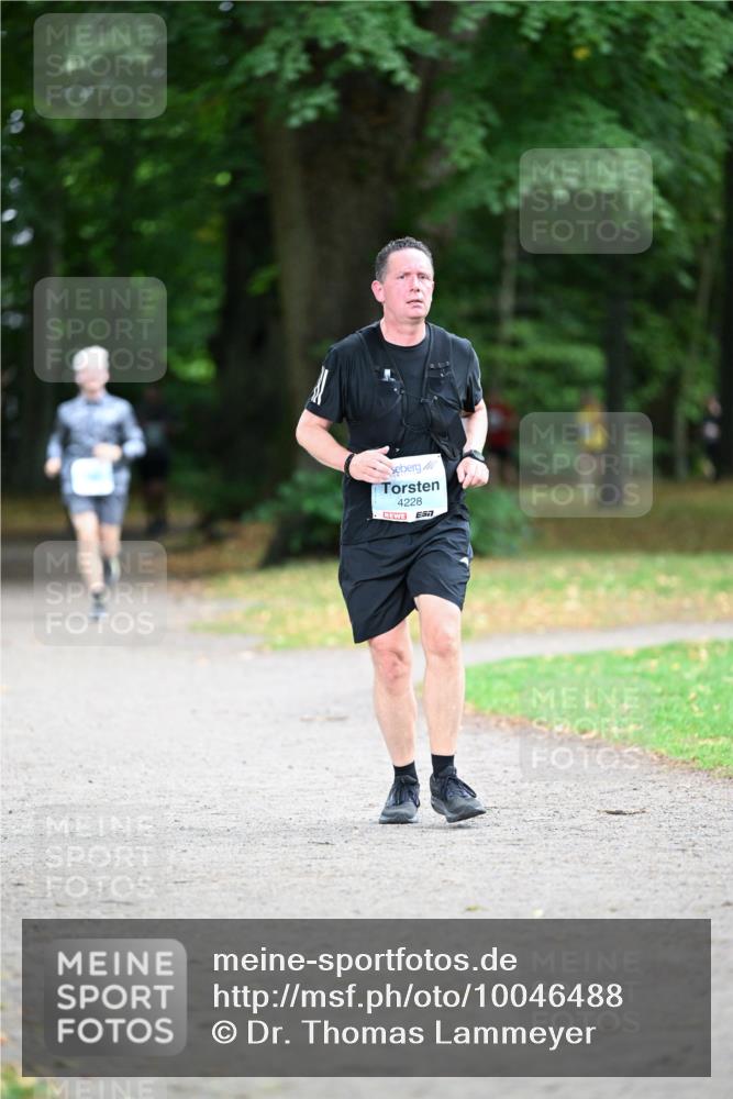 30.08.2026 - Blankeneser Heldenlauf Dr. Thomas Lammeyer http://msf.ph/oto/10046488 30.08.2026 11:24:33 Laufen 4228, 57 meine-sportfotos.de