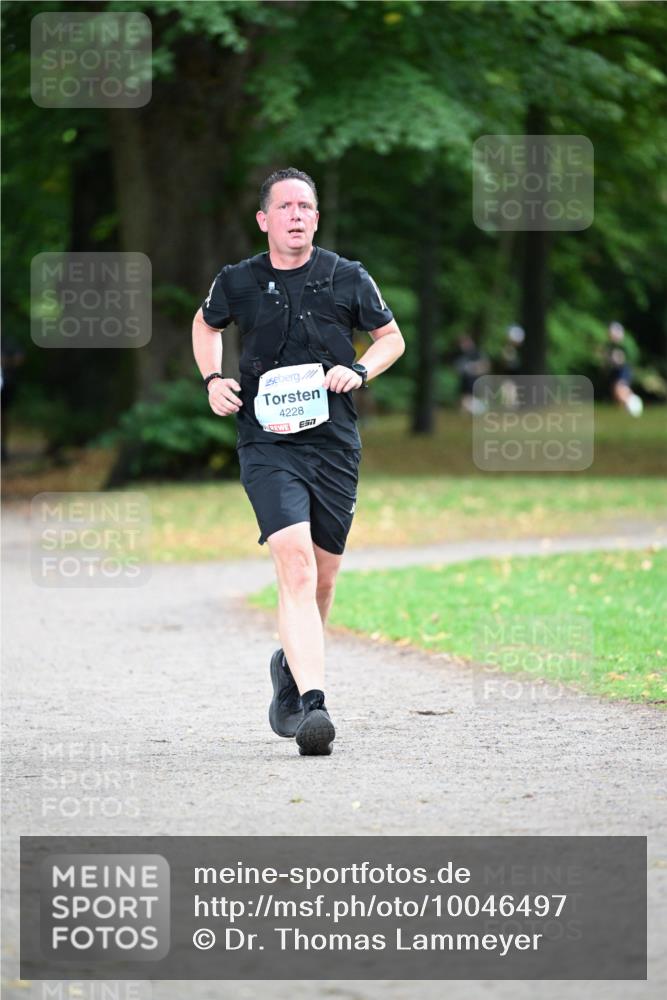 30.08.2026 - Blankeneser Heldenlauf Dr. Thomas Lammeyer http://msf.ph/oto/10046497 30.08.2026 11:24:33 Laufen 4228, 7 meine-sportfotos.de