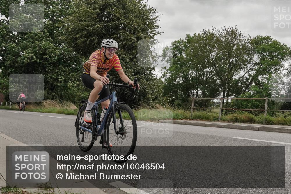 30.08.2026 - Elbe Triathlon Hamburg Michael Burmester http://msf.ph/oto/10046504 30.08.2026 15:37:00 Radfahren  meine-sportfotos.de