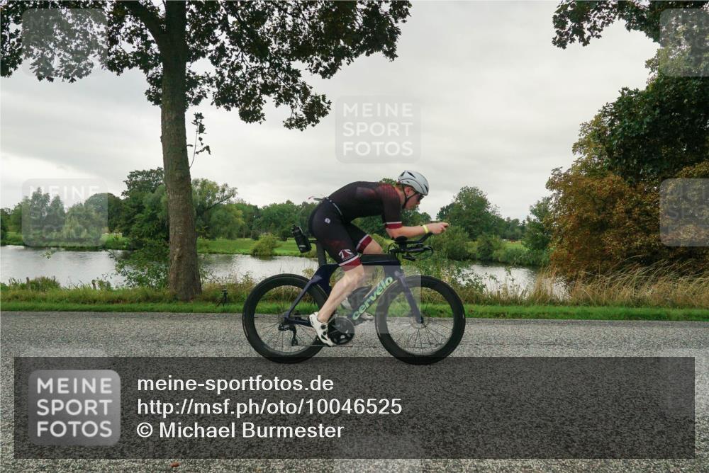 30.08.2026 - Elbe Triathlon Hamburg Michael Burmester http://msf.ph/oto/10046525 30.08.2026 09:25:12 Radfahren 223, 397, 399, 732 meine-sportfotos.de