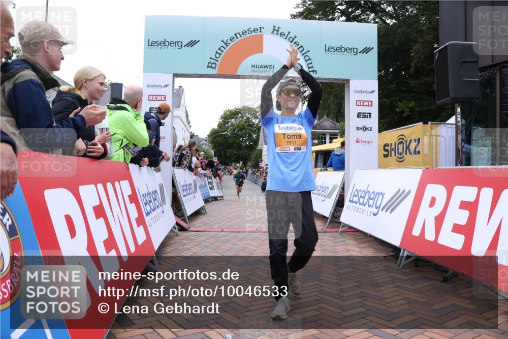 30.08.2026 - Blankeneser Heldenlauf Lena Gebhardt http://msf.ph/oto/10046533 30.08.2026 11:52:55 Ziel 2016, 2635, 2911, 2944, 4456 meine-sportfotos.de