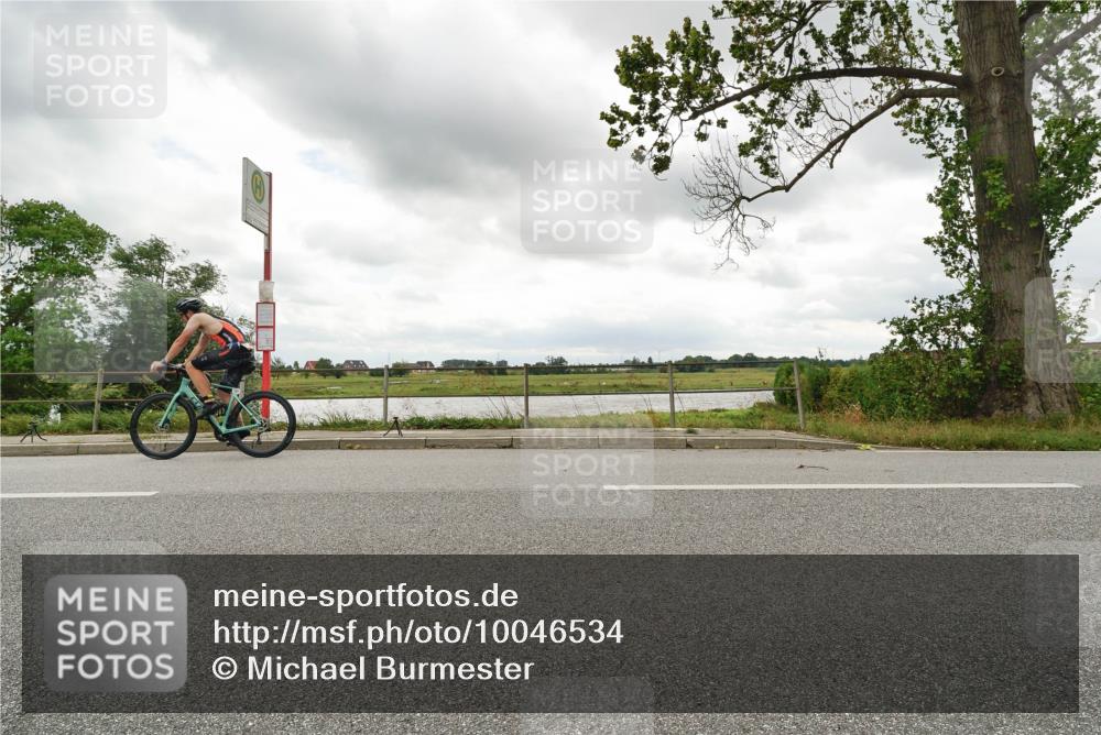 30.08.2026 - Elbe Triathlon Hamburg Michael Burmester http://msf.ph/oto/10046534 30.08.2026 14:49:39 Radfahren 128 meine-sportfotos.de