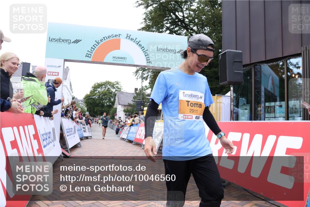 30.08.2026 - Blankeneser Heldenlauf Lena Gebhardt http://msf.ph/oto/10046560 30.08.2026 11:52:56 Ziel 2016, 2635, 2911, 2944, 4456 meine-sportfotos.de