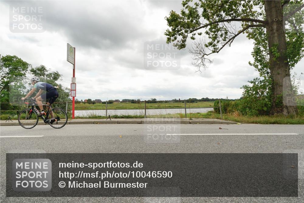 30.08.2026 - Elbe Triathlon Hamburg Michael Burmester http://msf.ph/oto/10046590 30.08.2026 14:50:10 Radfahren  meine-sportfotos.de