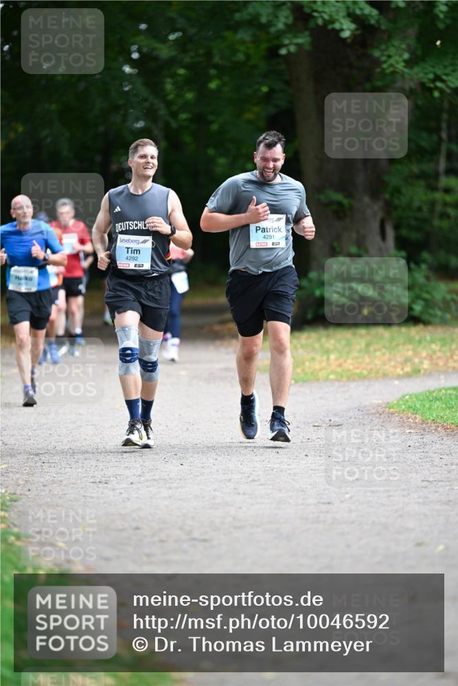 30.08.2026 - Blankeneser Heldenlauf Dr. Thomas Lammeyer http://msf.ph/oto/10046592 30.08.2026 11:24:50 Laufen 4292, 4291 meine-sportfotos.de