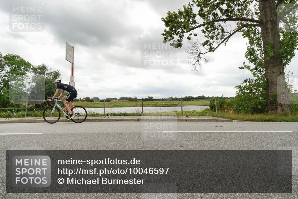 30.08.2026 - Elbe Triathlon Hamburg Michael Burmester http://msf.ph/oto/10046597 30.08.2026 14:50:20 Radfahren 162 meine-sportfotos.de