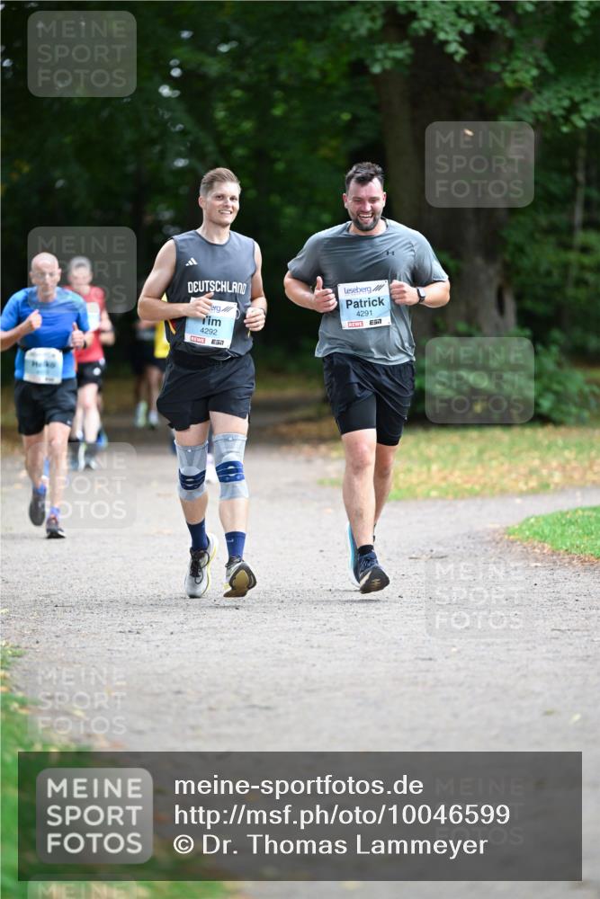 30.08.2026 - Blankeneser Heldenlauf Dr. Thomas Lammeyer http://msf.ph/oto/10046599 30.08.2026 11:24:51 Laufen 4292, 4291, 57 meine-sportfotos.de