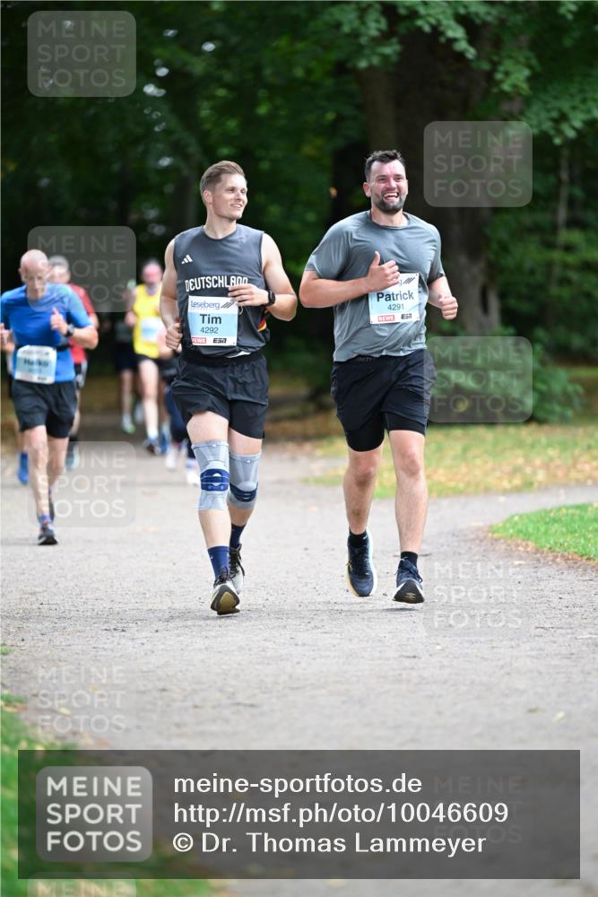 30.08.2026 - Blankeneser Heldenlauf Dr. Thomas Lammeyer http://msf.ph/oto/10046609 30.08.2026 11:24:51 Laufen 4292, 4291 meine-sportfotos.de