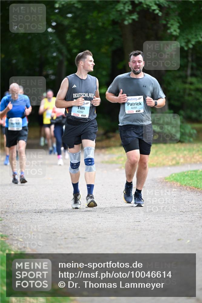 30.08.2026 - Blankeneser Heldenlauf Dr. Thomas Lammeyer http://msf.ph/oto/10046614 30.08.2026 11:24:51 Laufen 4292, 4291 meine-sportfotos.de
