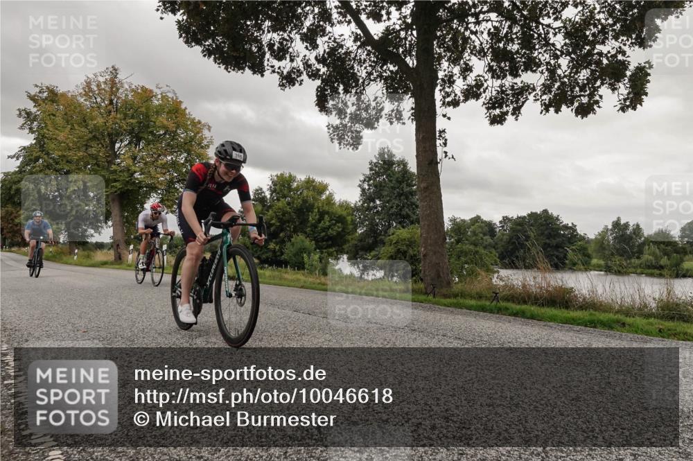 30.08.2026 - Elbe Triathlon Hamburg Michael Burmester http://msf.ph/oto/10046618 30.08.2026 09:32:17 Radfahren 305, 309, 358, 514, 841 meine-sportfotos.de