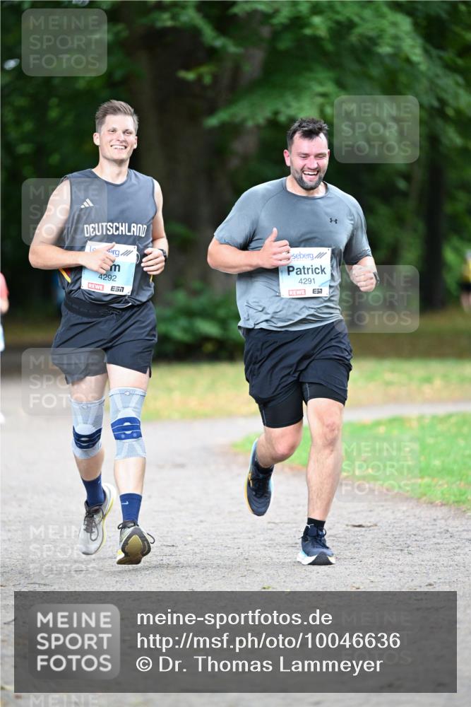 30.08.2026 - Blankeneser Heldenlauf Dr. Thomas Lammeyer http://msf.ph/oto/10046636 30.08.2026 11:24:53 Laufen 4292, 57, 4291 meine-sportfotos.de