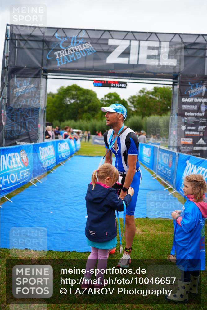 30.08.2026 - Elbe Triathlon Hamburg LAZAROV Photography http://msf.ph/oto/10046657 30.08.2026 10:26:05 Ziel  meine-sportfotos.de